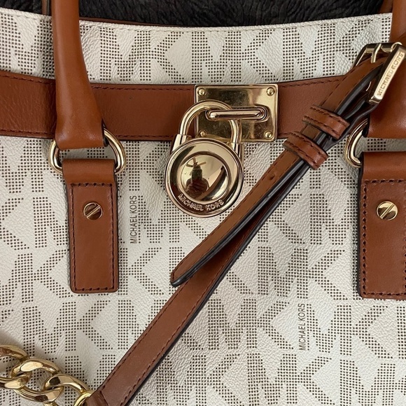 MICHAEL KORS- HAMILTON LARGE SATCHEL HAND BAG NWOT - clean, used once - Picture 13 of 14